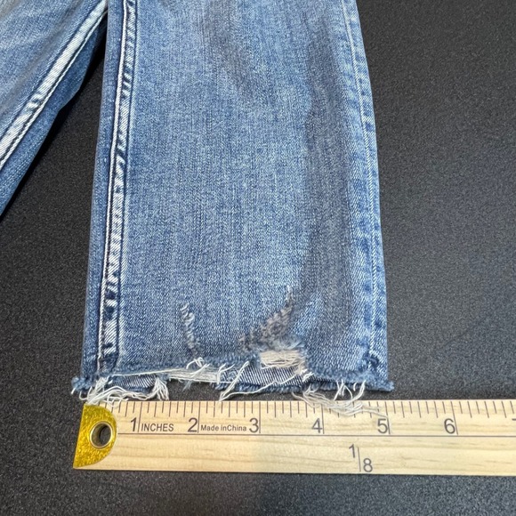 Silver Jeans Co Calley Skinny Crop Jeans Womens Size 29 Blue Distressed Raw Hem - Picture 11 of 12